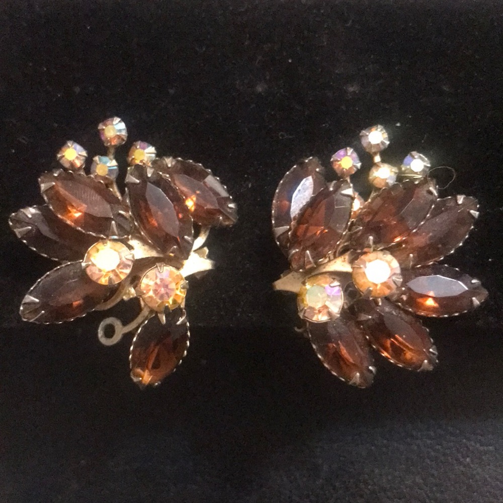 Vintage Topaz and Brown Aurora Irredesent stone earrings